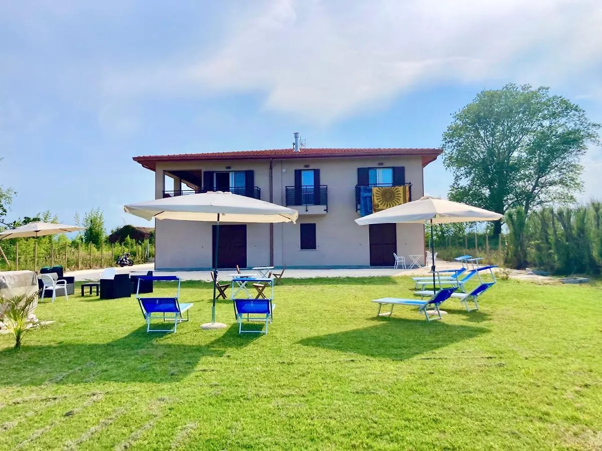 Villa Dinesh Sottomarina Guest house